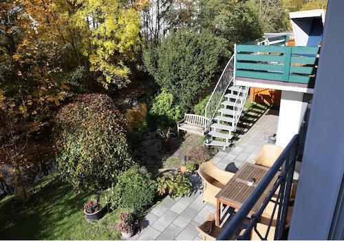 Esszimmerblick in den Garten