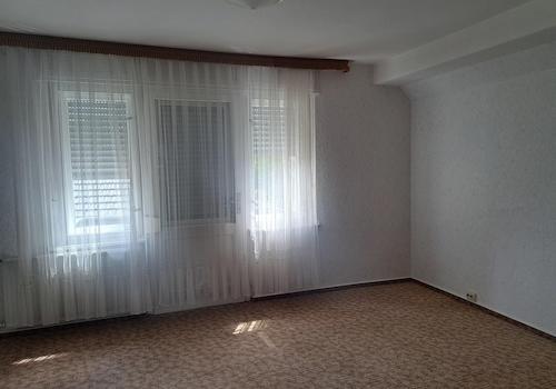 Schlafzimmer mit Balkon
