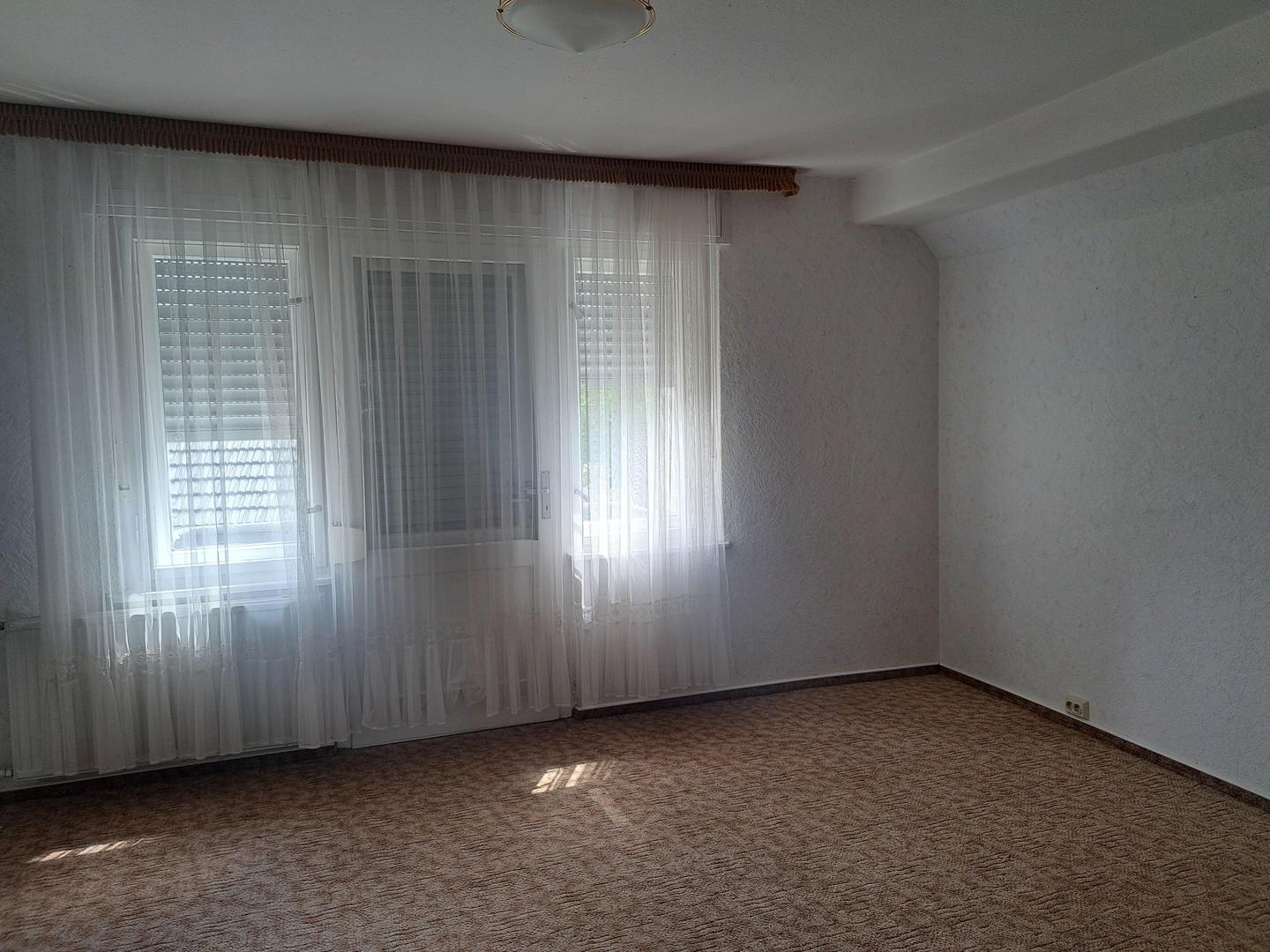 Schlafzimmer mit Balkon