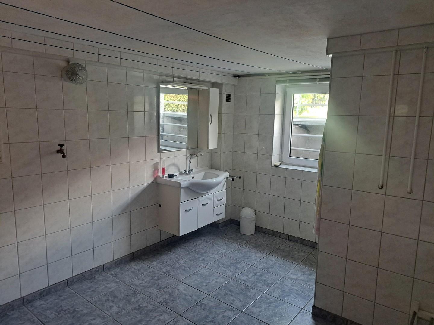 Heizungskeller mit Dusche