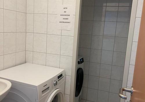 Trockner und Waschmaschine
