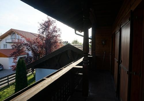 Balkon 1. OG (Wohnung 2)