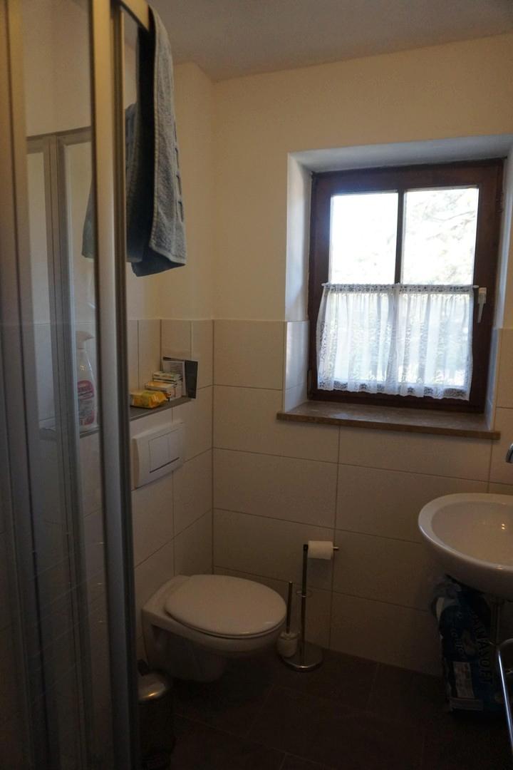 Bad 1. OG (Wohnung 1)