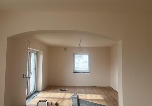 Blick ins Wohnzimmer