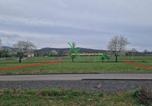 Westblick: Grundstücksgrenzen