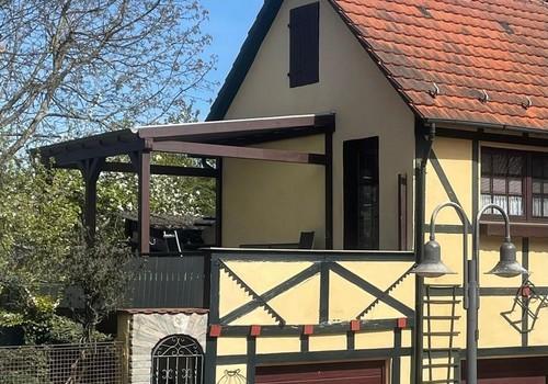 2/3 überdachter Balkon