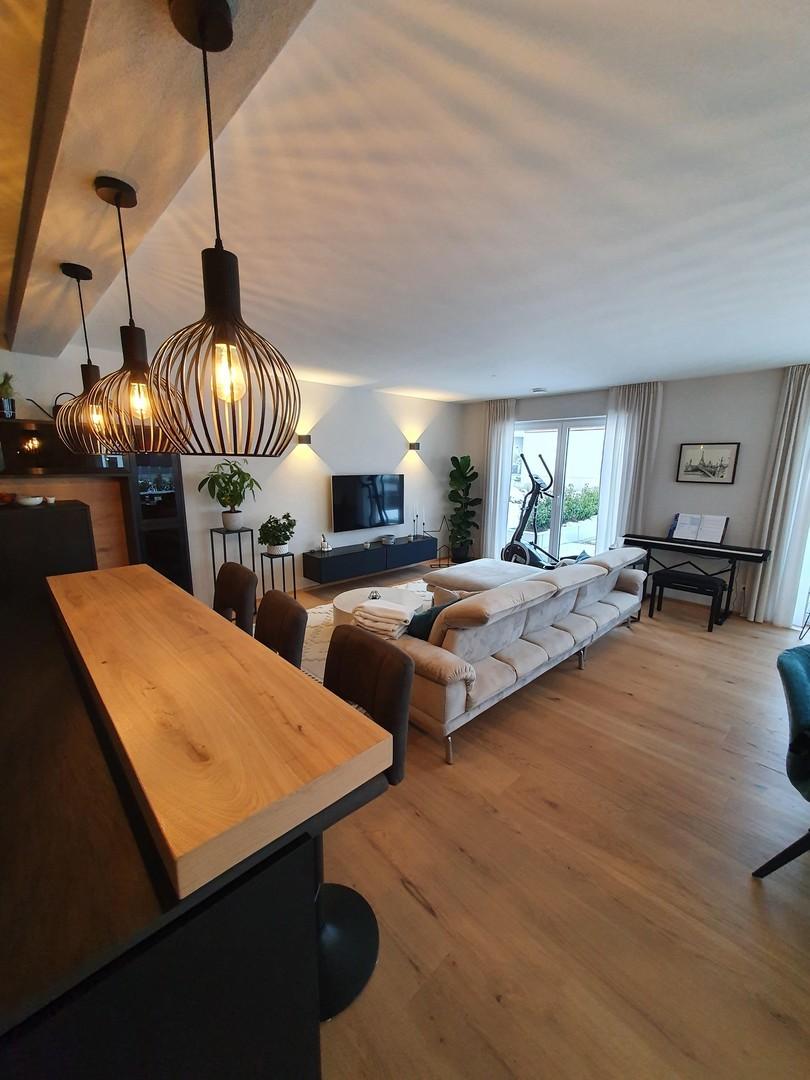 Blick ins Wohnzimmer EG