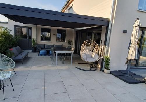 Front Terrassenbereich EG