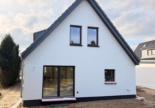 Haus Gartenansicht