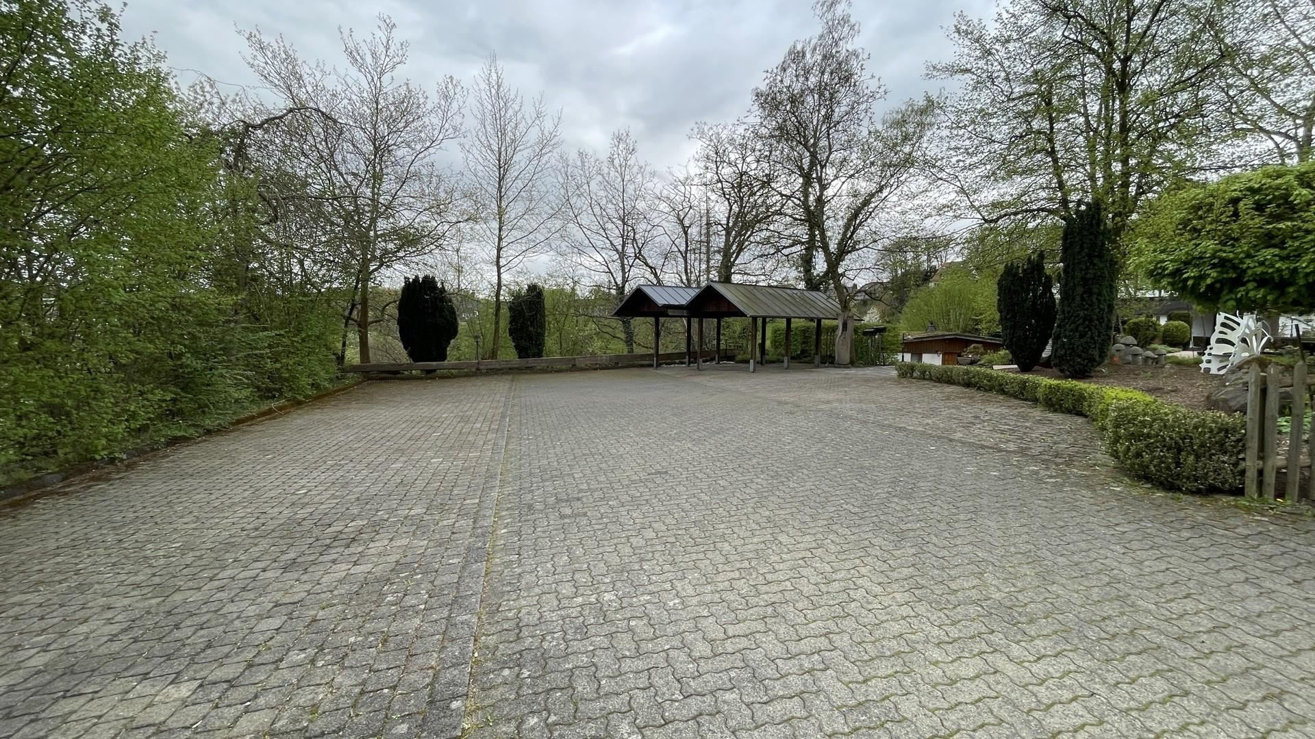 Innenhof & Parkmöglichkeit