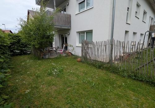 EG mit Terrasse u. Gartenteil