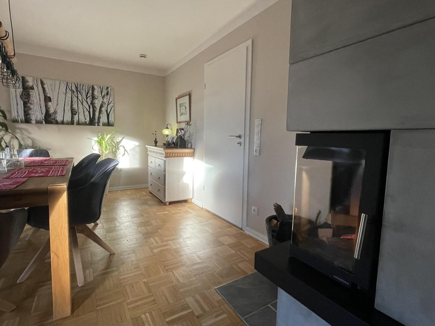 Esszimmer mit Kamin 