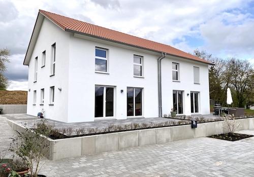 Hausansicht gesamtes Haus