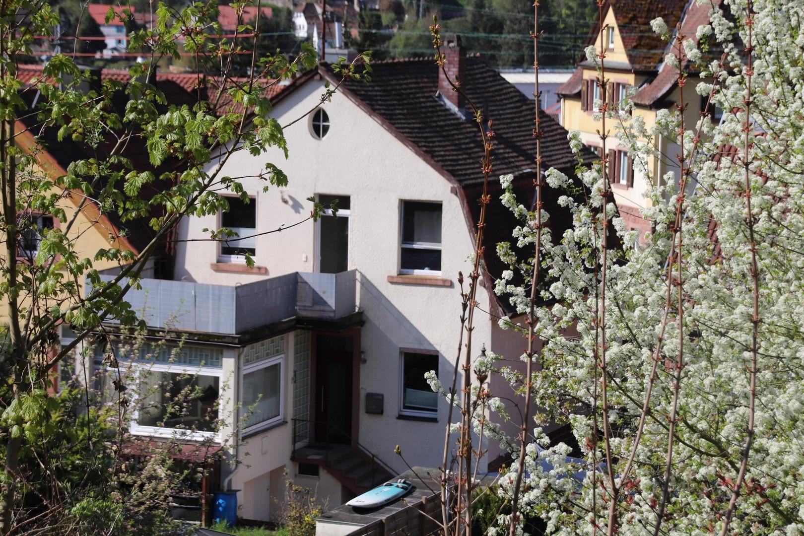 Hauseingang mit Veranda