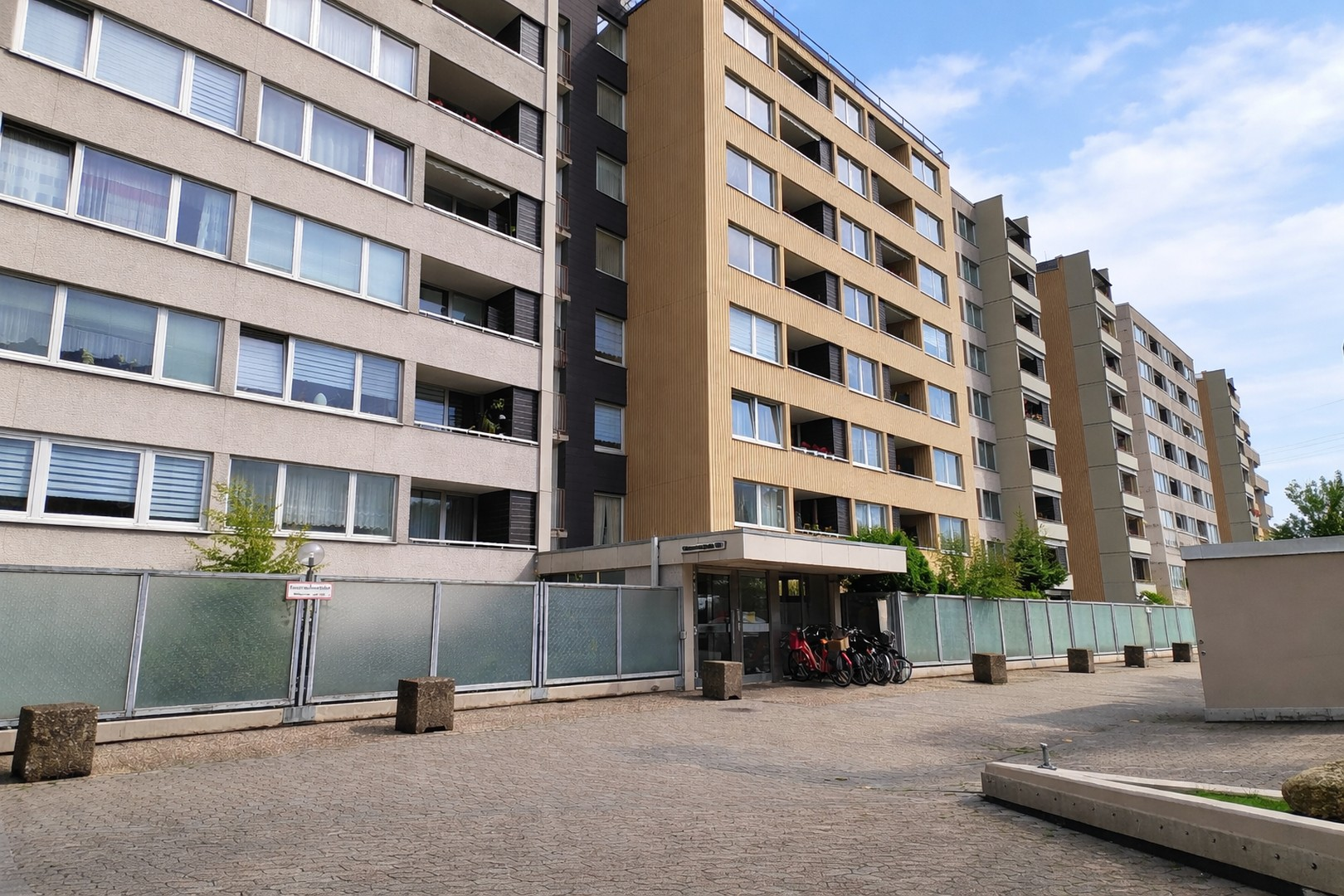 Außenblick aufs Haus