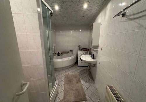 Bad Eckwanne+Dusche