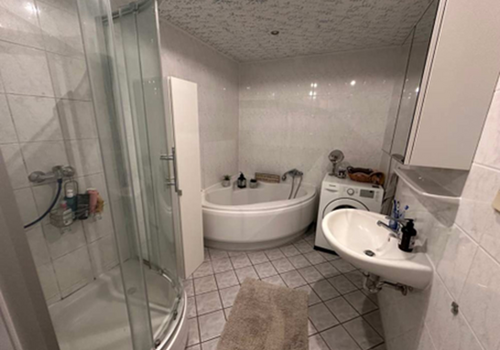 Bad Eckwanne+Dusche