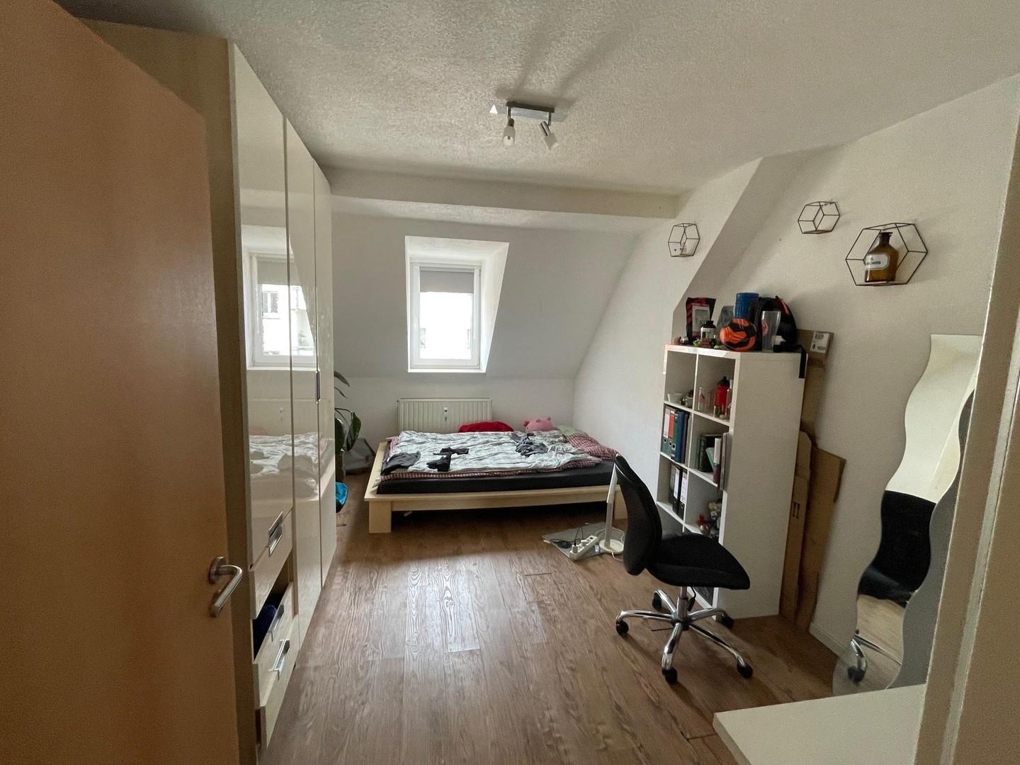 Schlafzimmer 3.OG