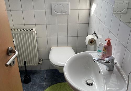 Dusche WC 4 OG