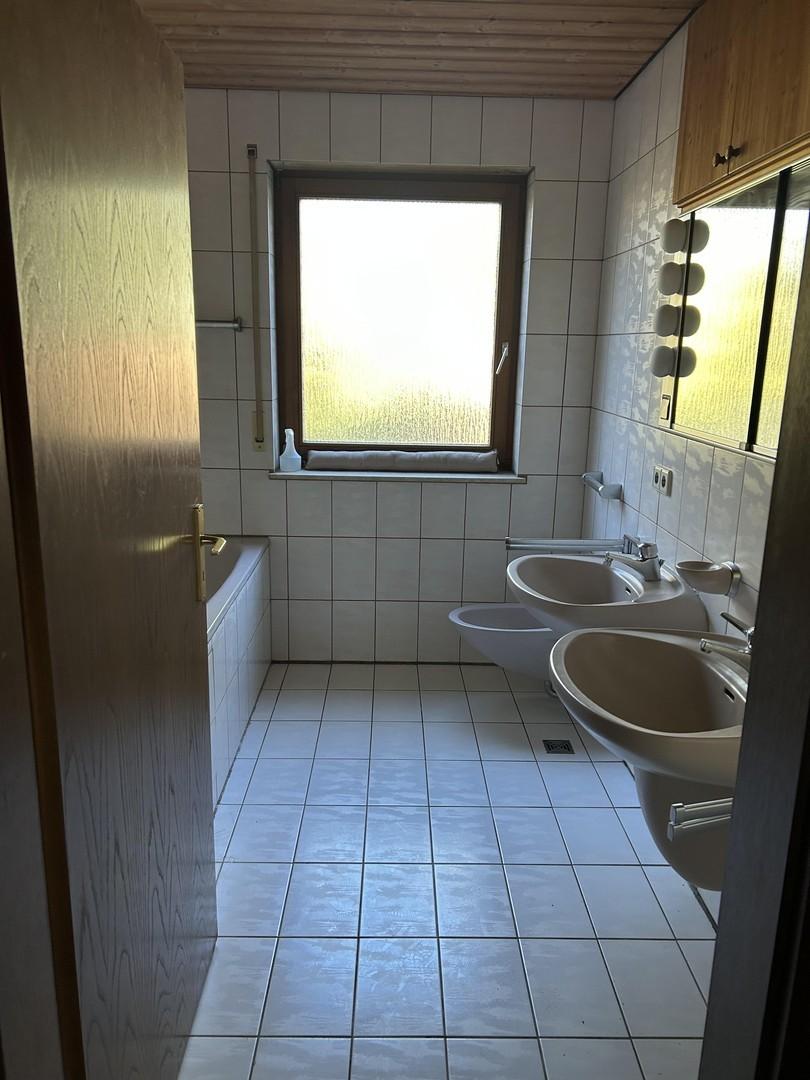 Badezimmer EG