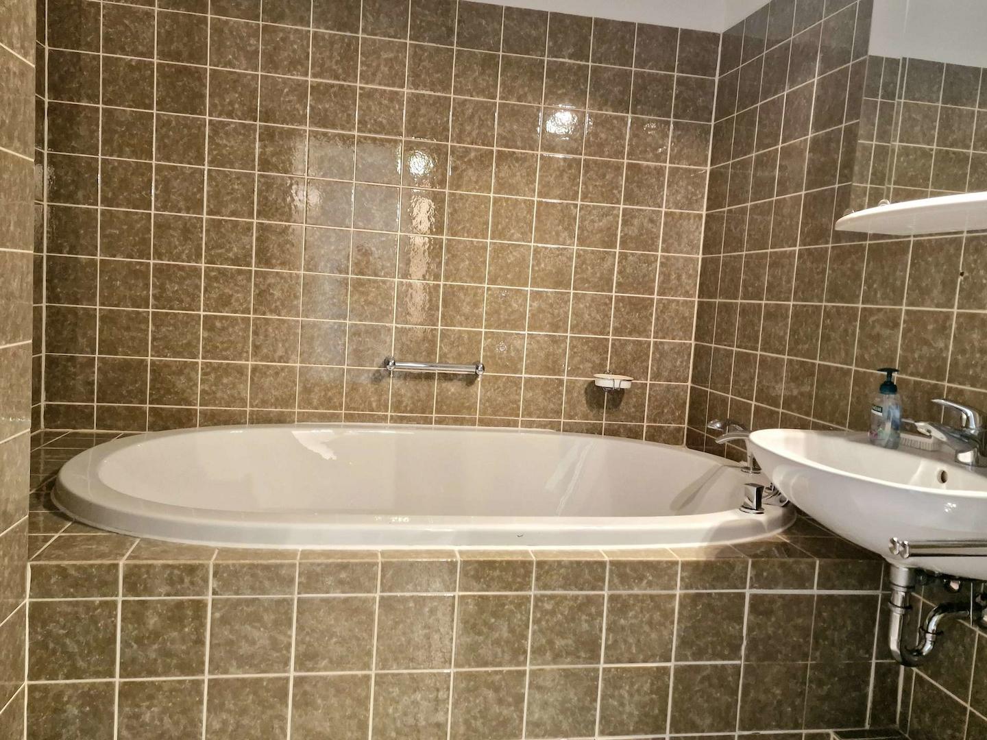 Badezimmer 2