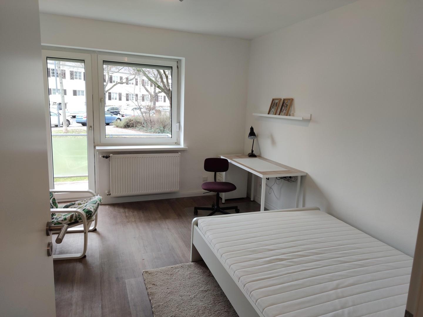 Schlaf- / Arbeitszimmer