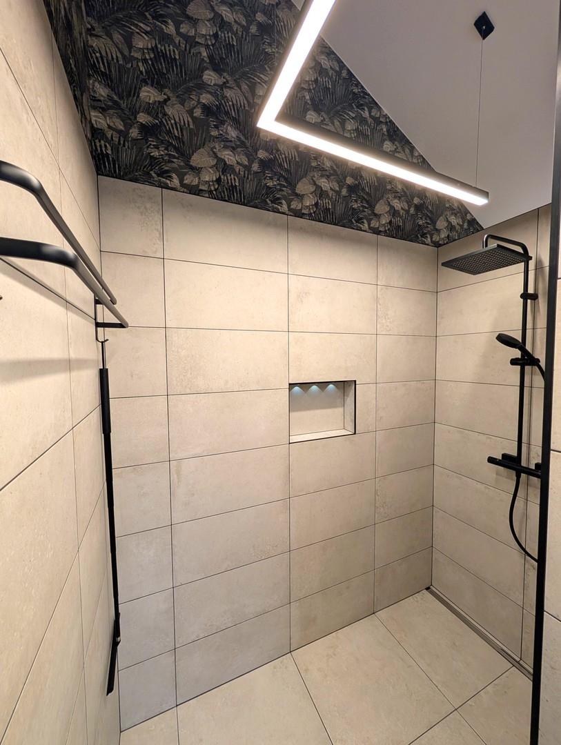 Dusche OG