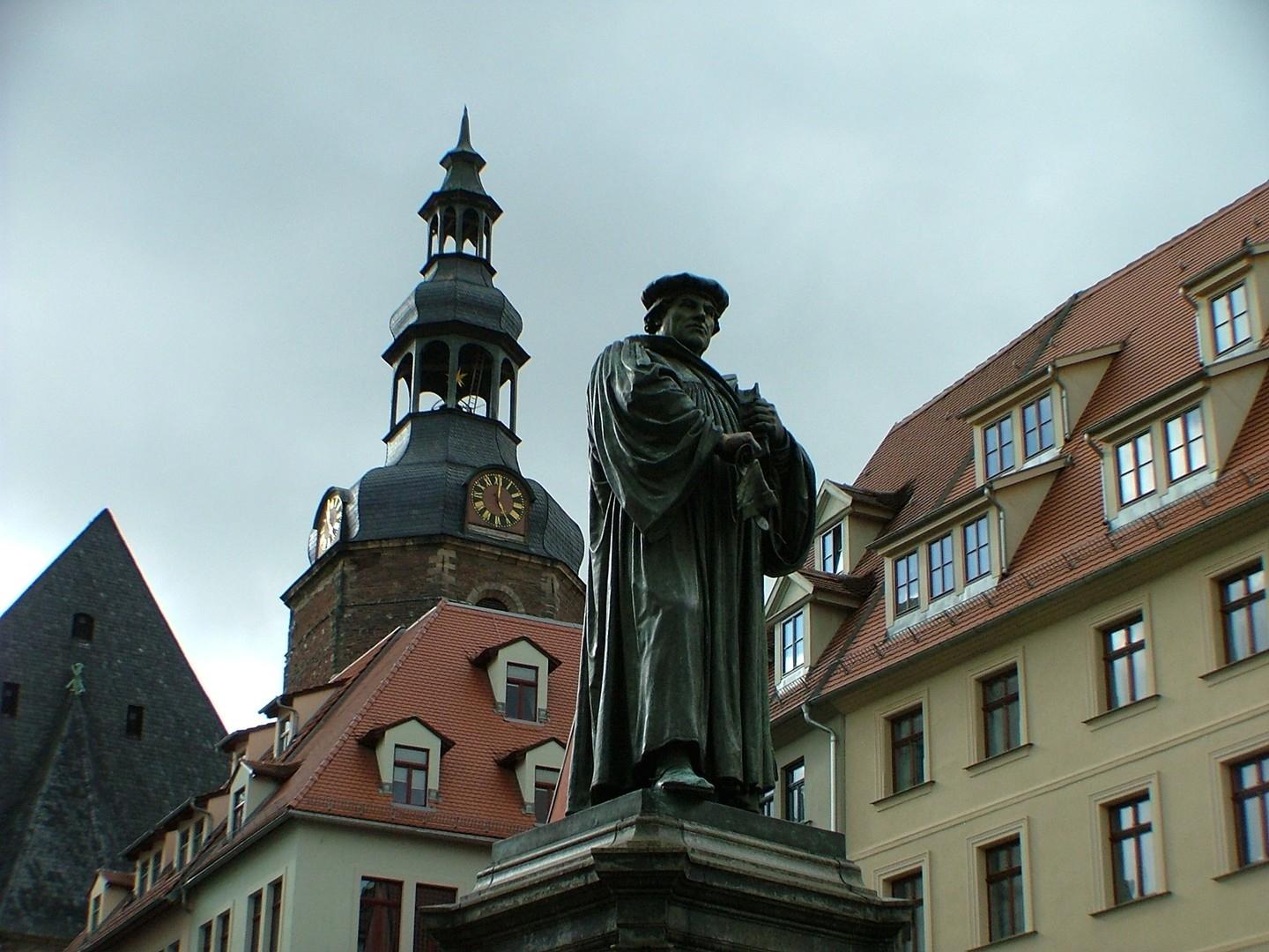  Martin Luther - Denkmal 