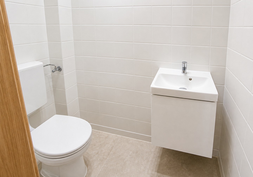 separates WC