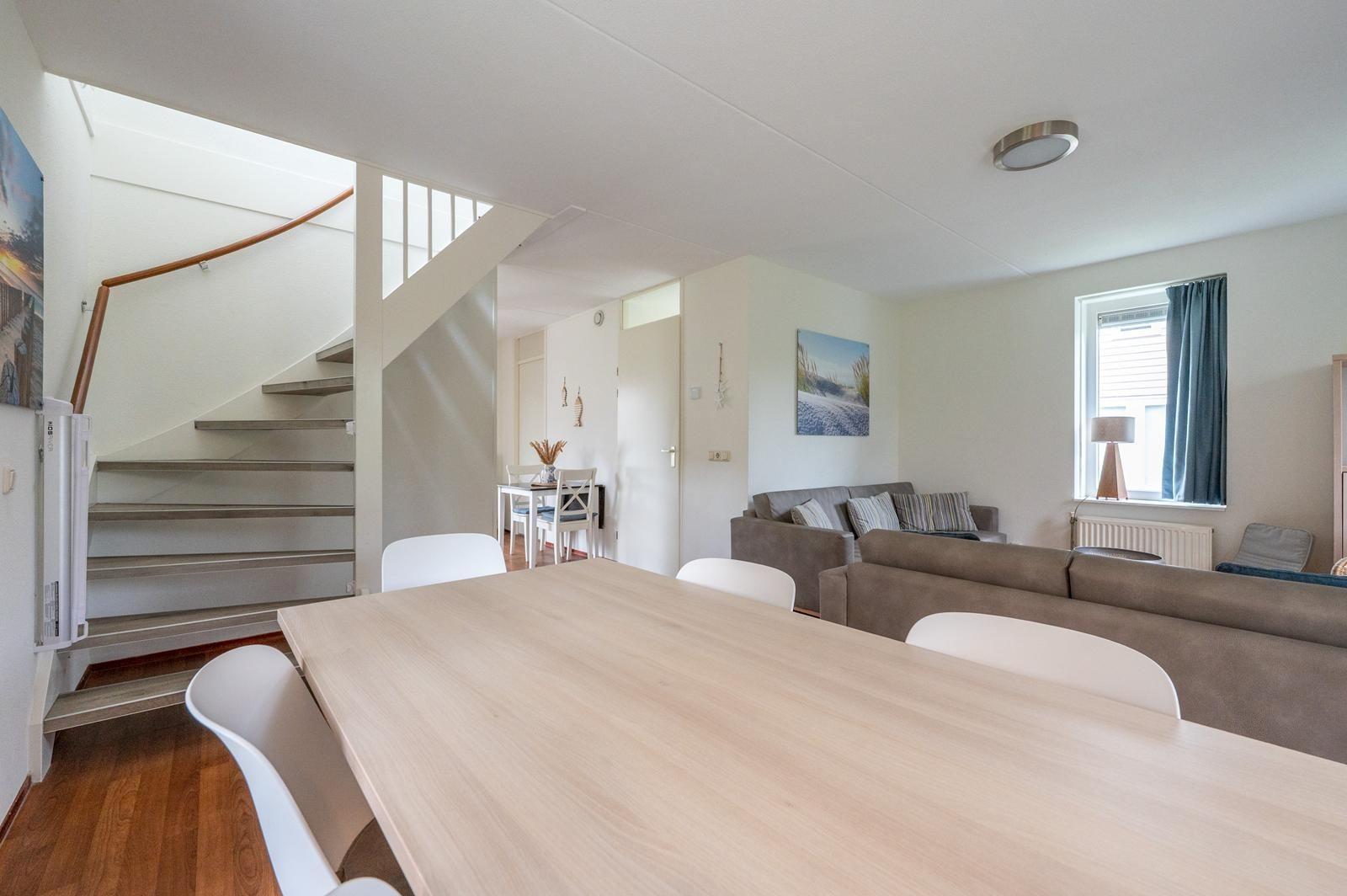 kaufen-freistehendes-ferienhaus-bruinisse-aussenansicht-garten-recreatieadviseurs-vakantiehuistekoop-nl.jpg11
