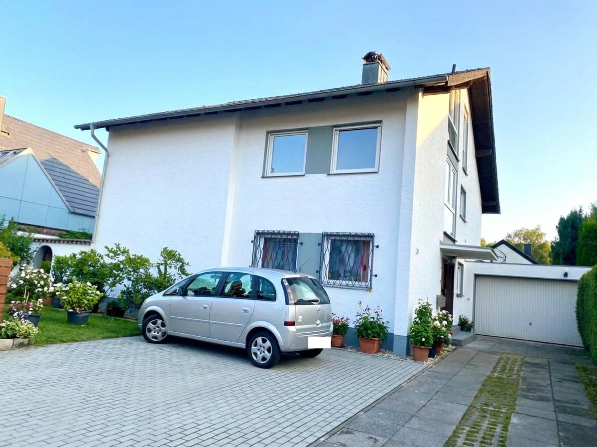 Hausansicht vorne