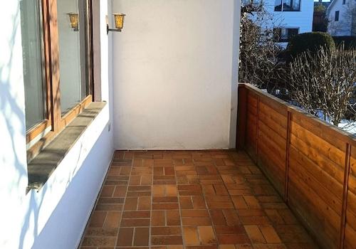 2143 - F - Balkon