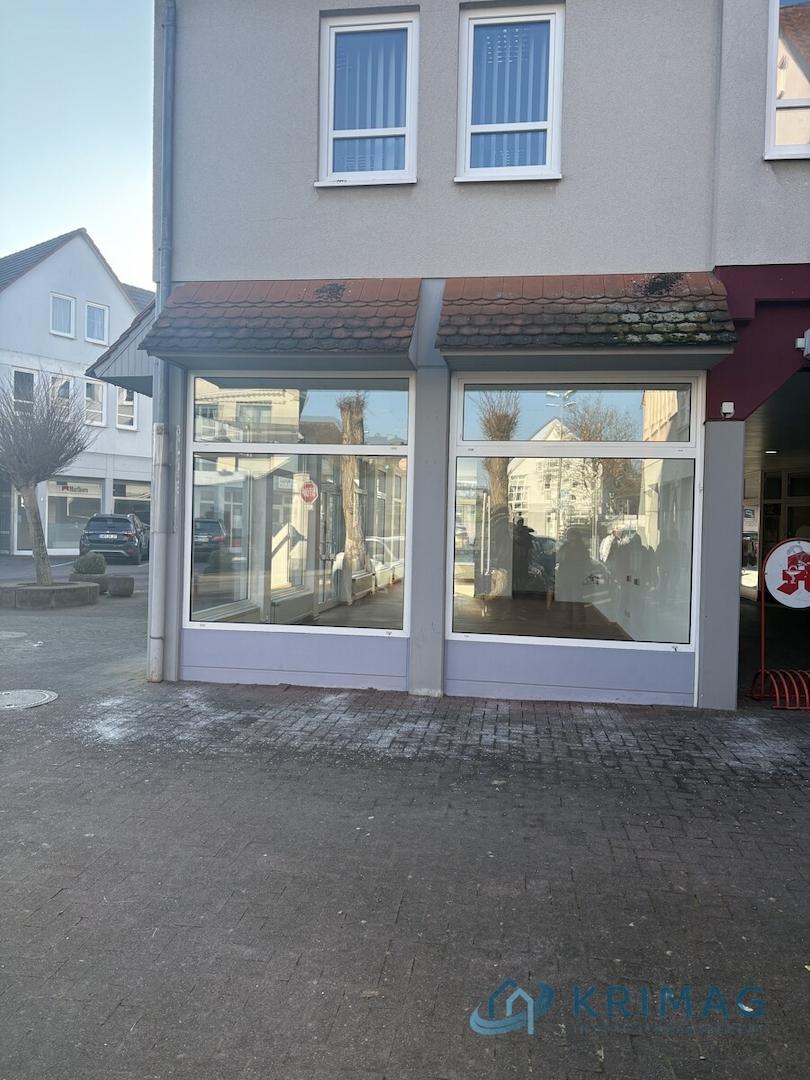 Ansicht linkes Schaufenster