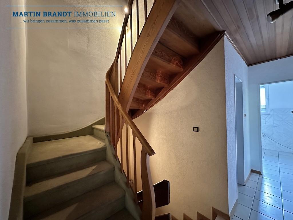 Treppenaufgang (Haus 1)