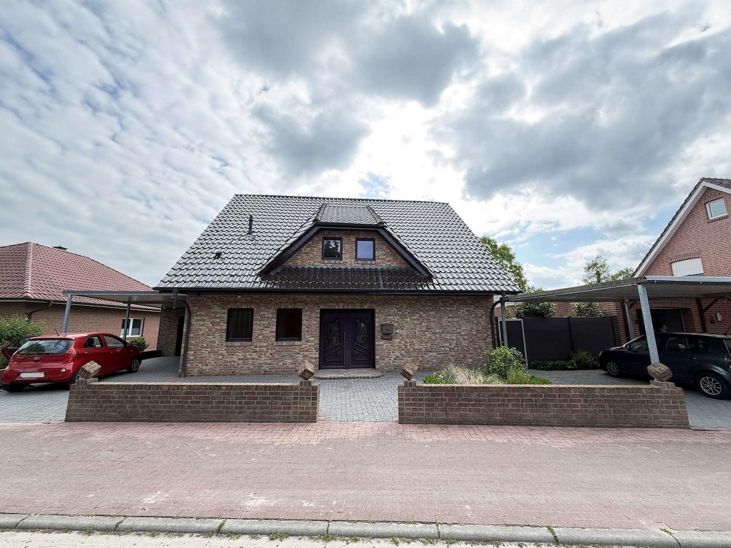 Hausansicht vorne
