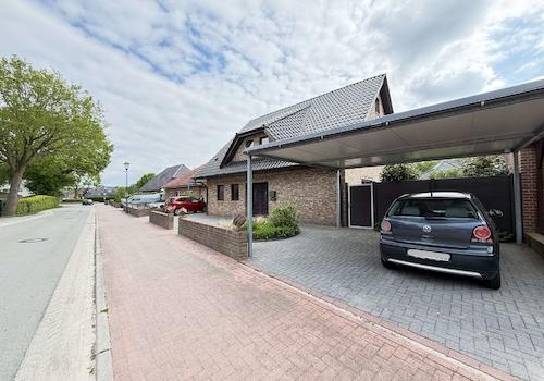 Zweiter Carpot am Haus