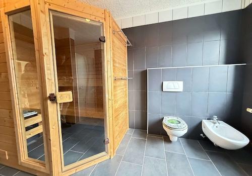 Bad mit Sauna