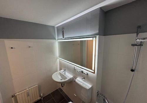 Renoviertes Wannenbad