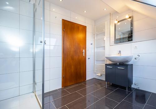 Badezimmer DG