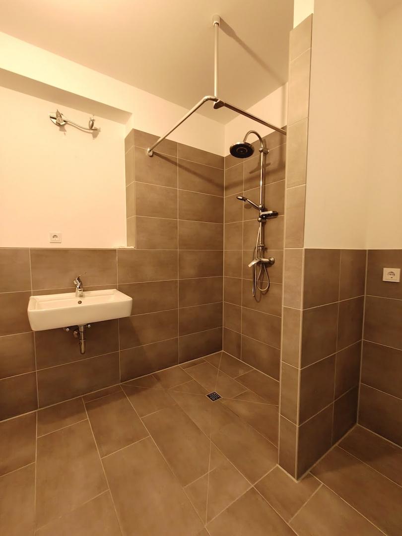 Wannen-/Duschbad