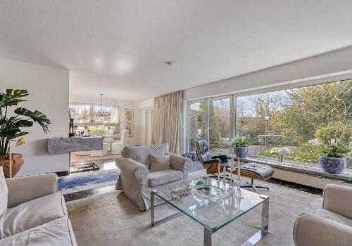 Wohnzimmer (EG)