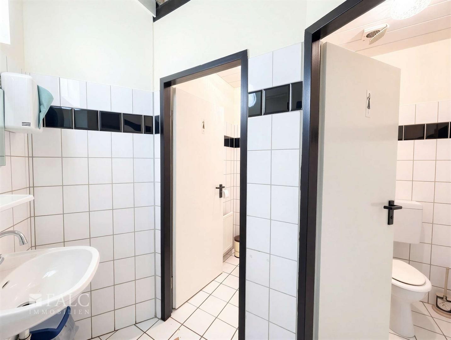 Damen WC