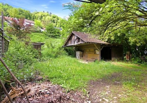 Garten mit möglicher Garage