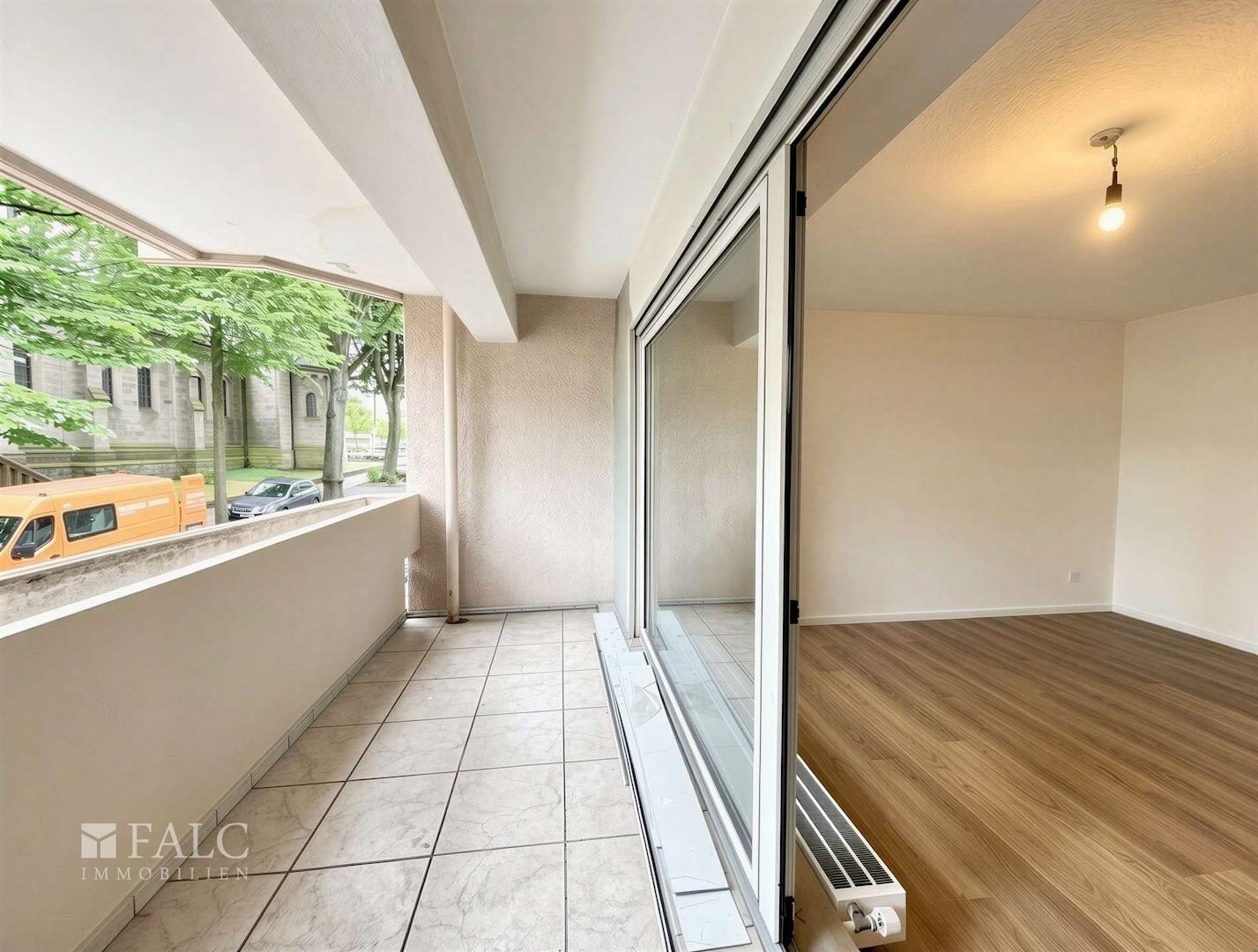 Balkon mit Blick auf die Pauluskirche