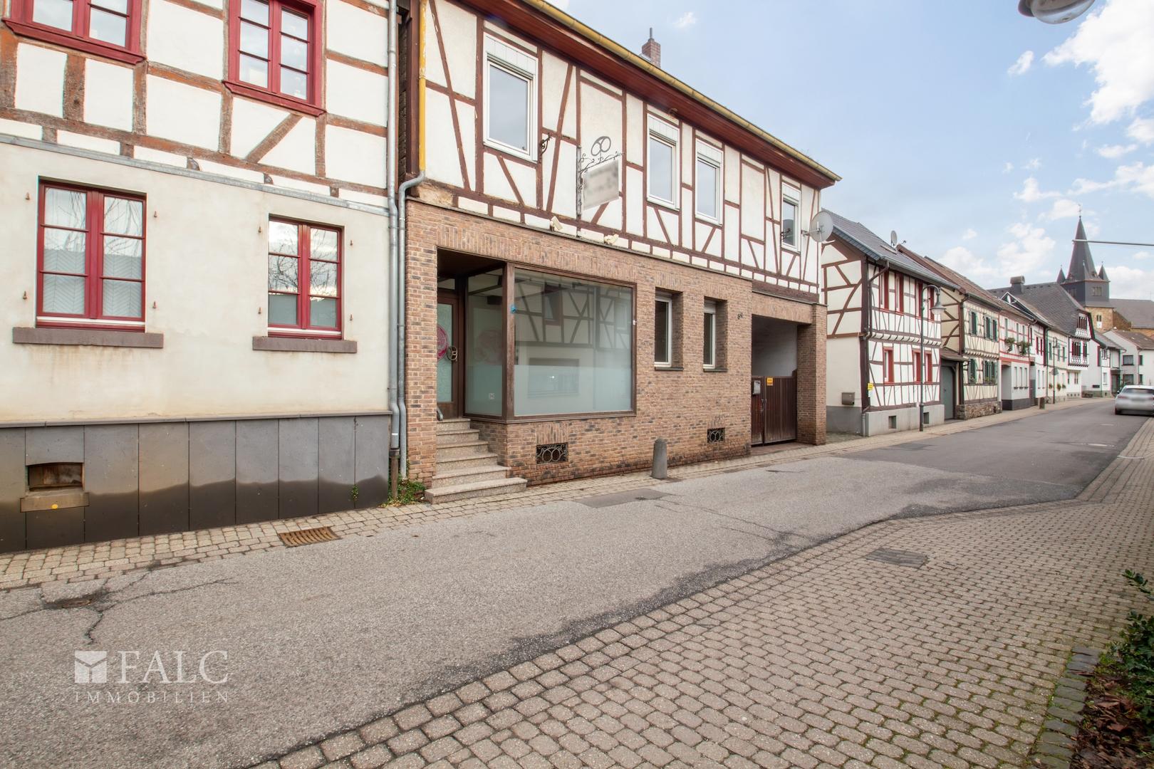 Straßenansicht