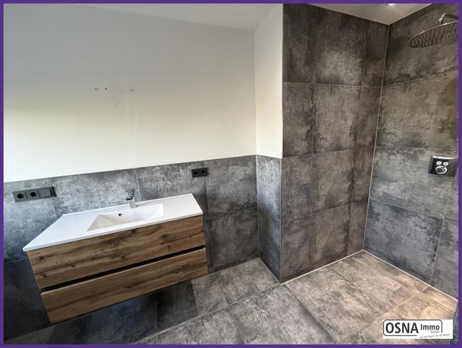Badezimmer DG Bild #2