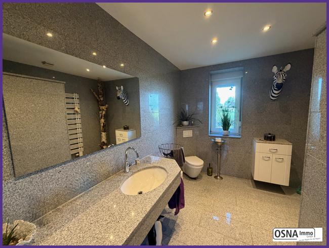 Bad mit Dusche Bild #1