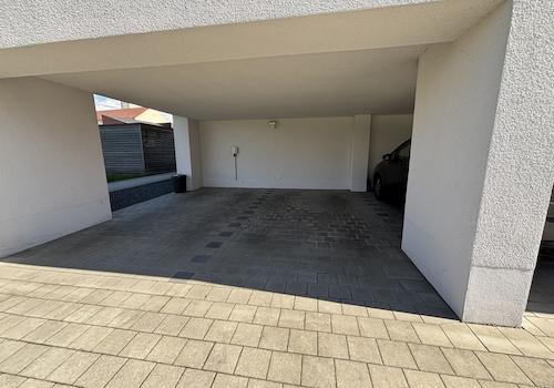 Carportstellplatz (rechts)