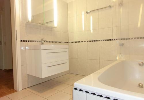Teilansicht 1 Badezimmer