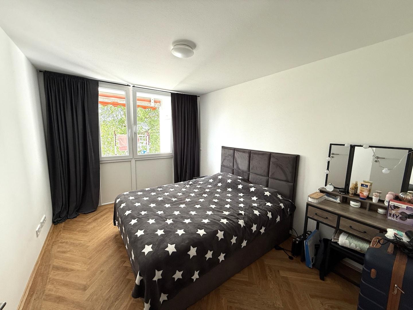 Schlafzimmer 2